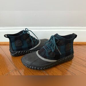 Sorel Women’s Duck Ankle Plaid Boots Size 7